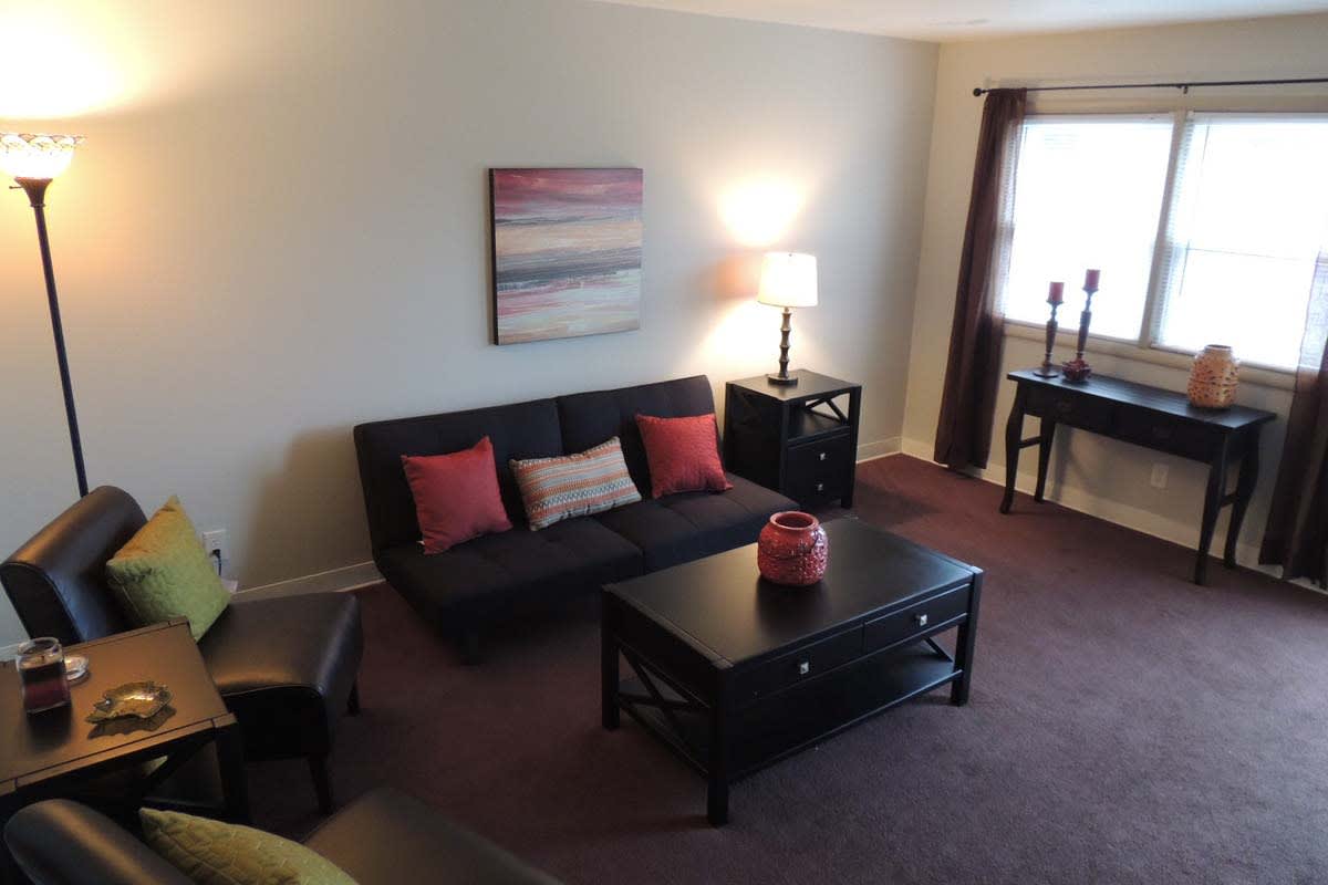 Photos of Country View Apartments Bloomington, IN